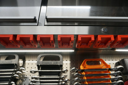 Milwaukee M18 Battery Mount – Compact Single Holder for Shop, Garage, Jobsite (3D Printed ASA)