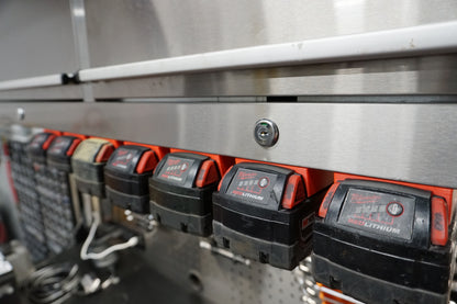Milwaukee M18 Battery Mount – Compact Single Holder for Shop, Garage, Jobsite (3D Printed ASA)