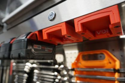 Milwaukee M18 Battery Mount – Compact Single Holder for Shop, Garage, Jobsite (3D Printed ASA)