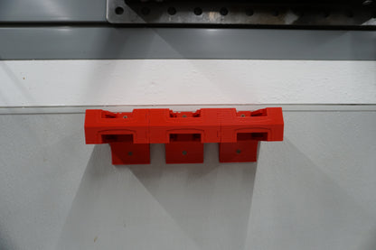 Expandable Double-Level Milwaukee M18 Battery Holder – Modular Wall Mount Storage Rack