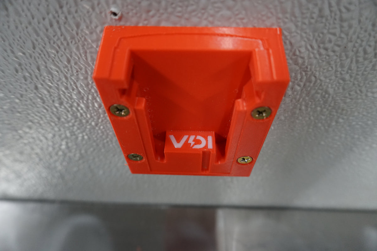 Milwaukee M18 Battery Mount – Compact Single Holder for Shop, Garage, Jobsite (3D Printed ASA)